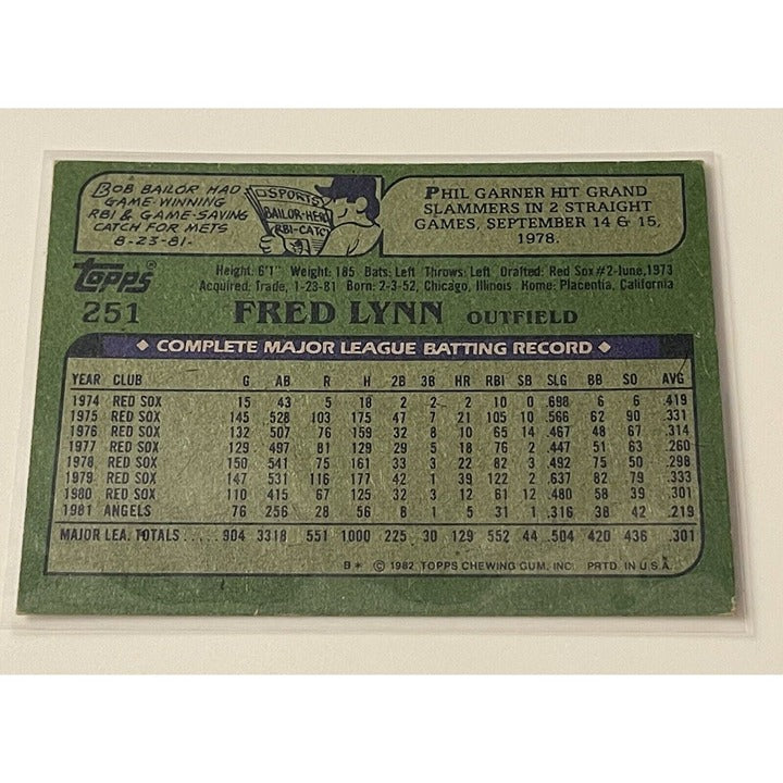 1982 Topps Fred Lynn Baseball Card #251 Fred - MLB California Angels - Set Break