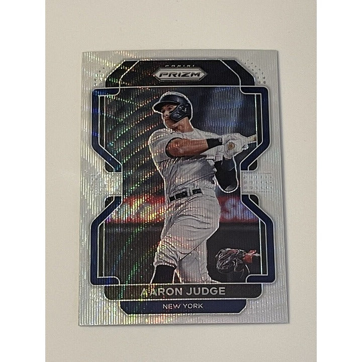 Aaron Judge* - 2022 Panini WHITE WAVE PRIZM Refractor* #239 NY Yankees ALL RISE!