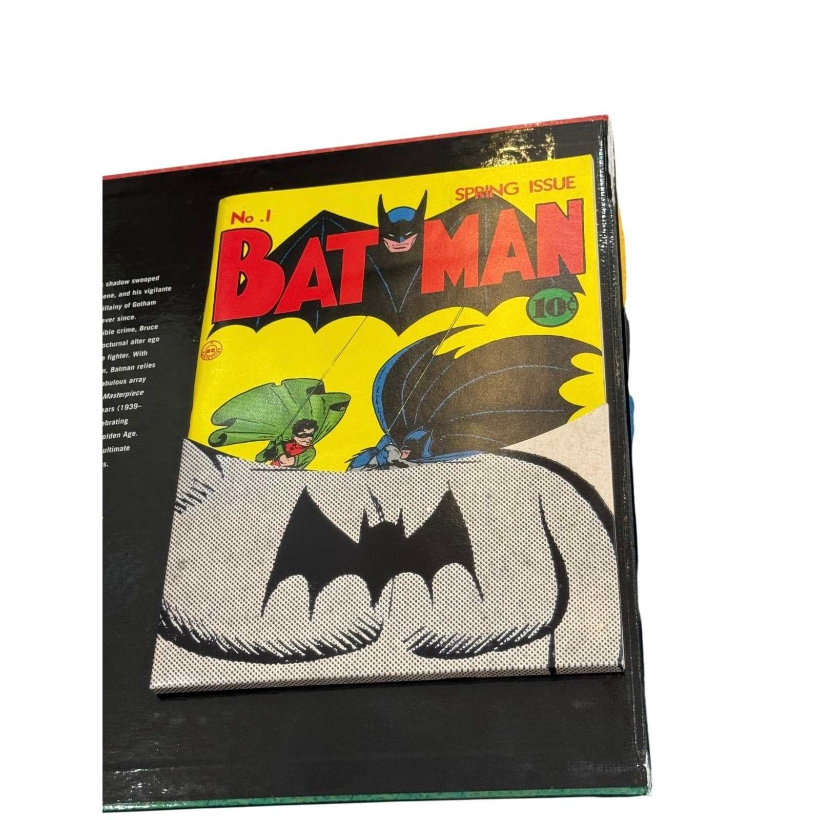 Vintage 1999 Batman Masterpiece Edition 9-inch figure with Batman #1 comic reprint and hardcover book in collector case