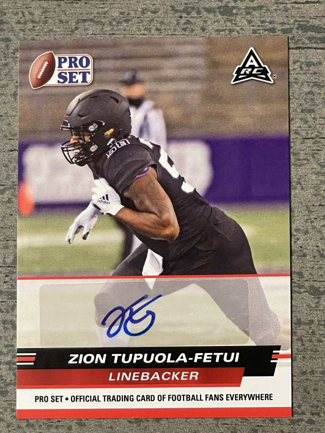 Zion Tupuola-Fetui 2022 Pro Set Red Parallel AUTO RC football trading card with autograph