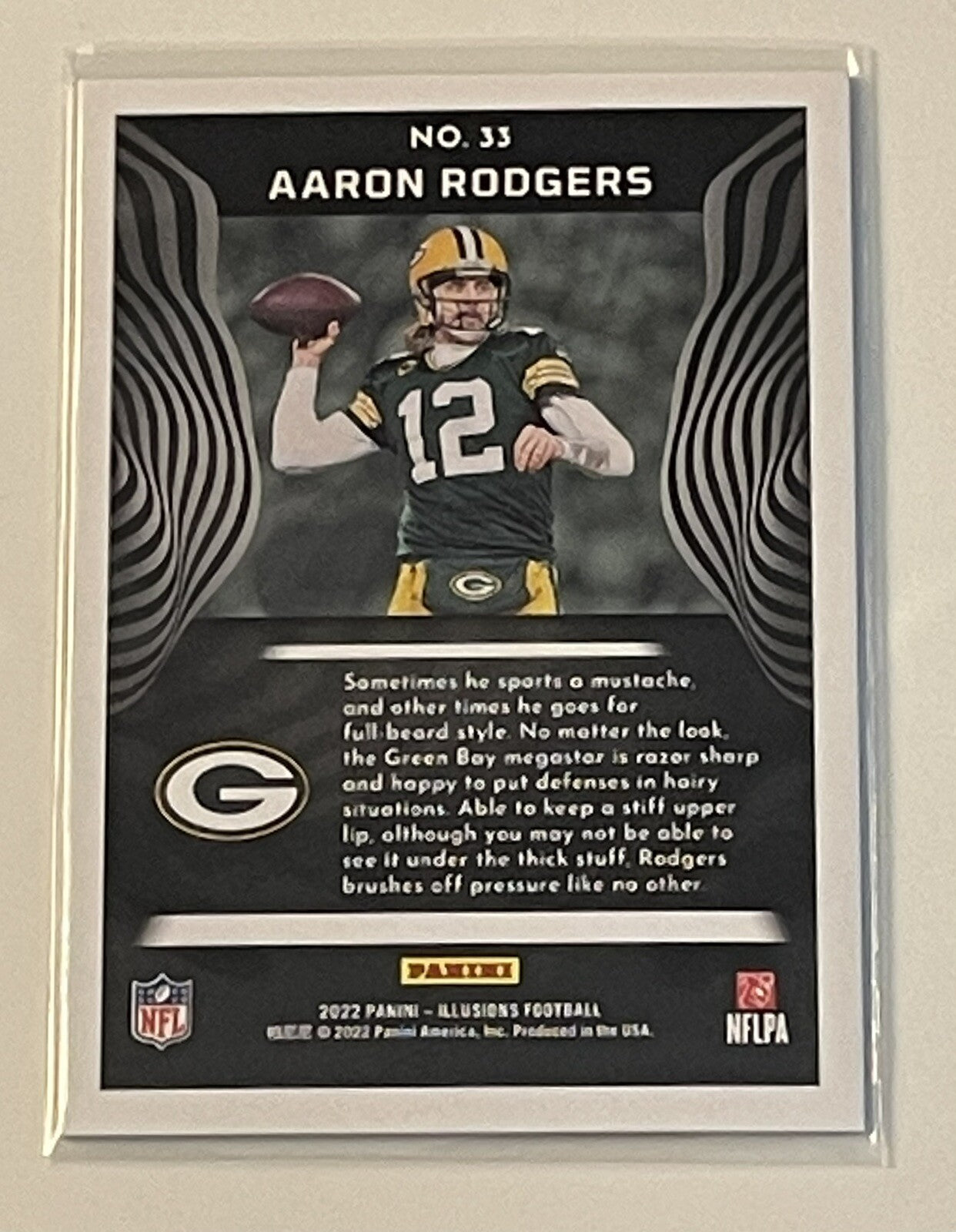 2022 Panini Illusions Aaron Rodgers* Refractor Base Card #33 GB Packers/NY Jets*