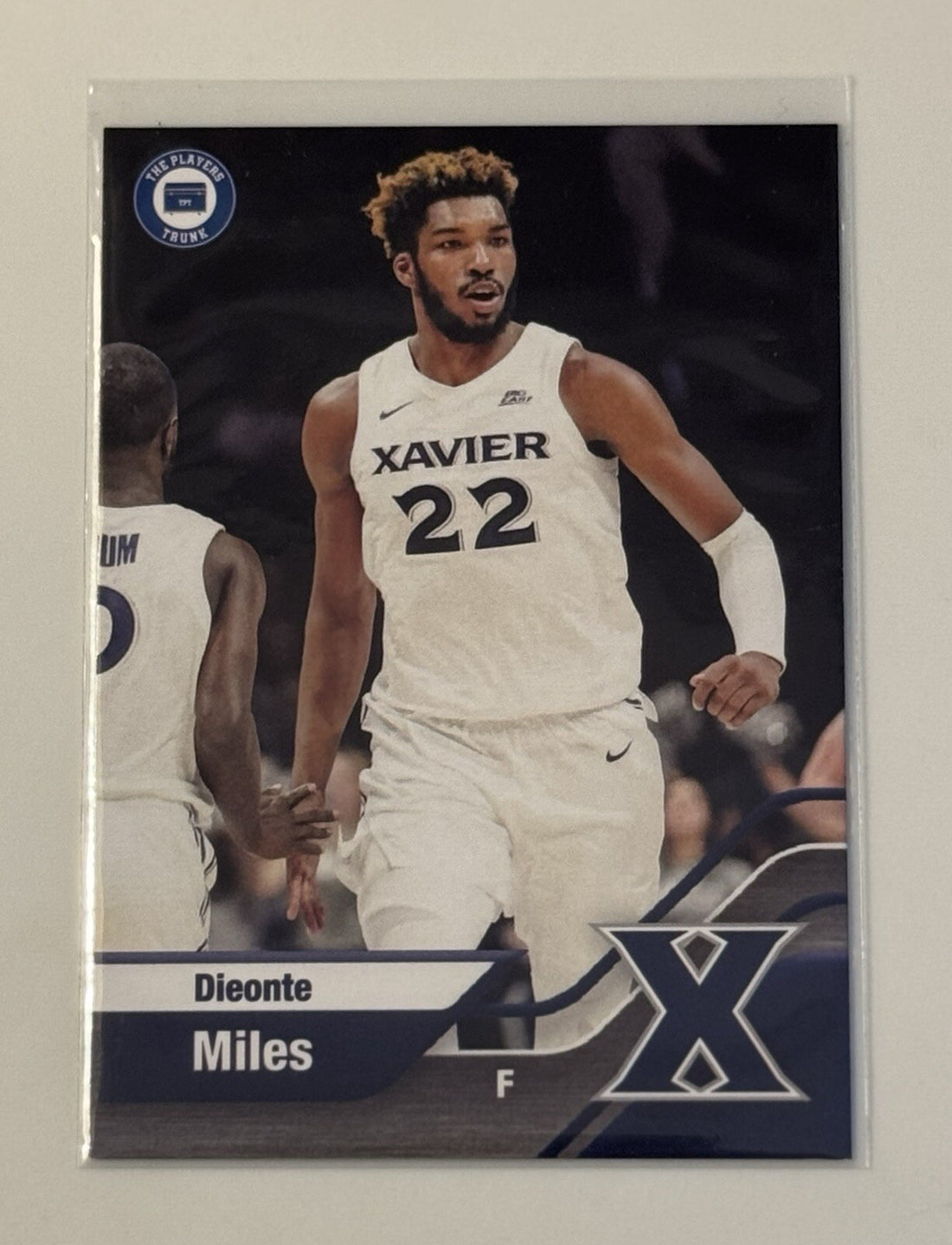 Dieonte Miles 2022 Campus Collection Players Trunk Card 9 NCAA Xavier Musketeers