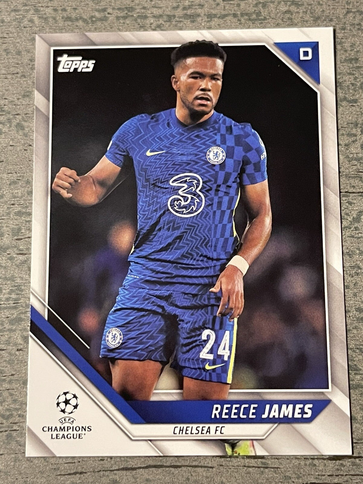 2021-22 UEFA Champions League Base Starball Foil #138 - Reece James - Chelsea FC