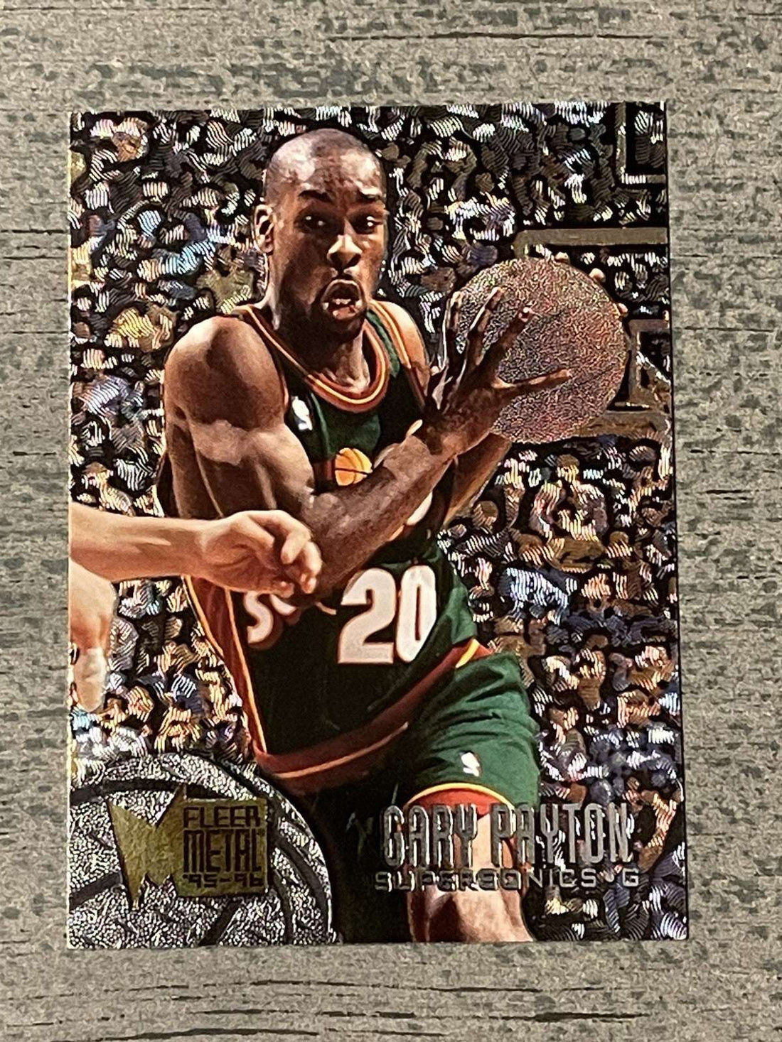 Gary Payton Fleer Gary Payton 1995-96 Fleer Metal 193 NBA SuperSonics MINT