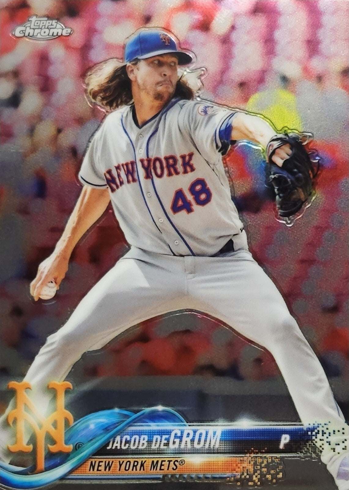 Topps Chrome 2018 Baseball Card #143 featuring Jacob DeGrom pitching for New York Mets