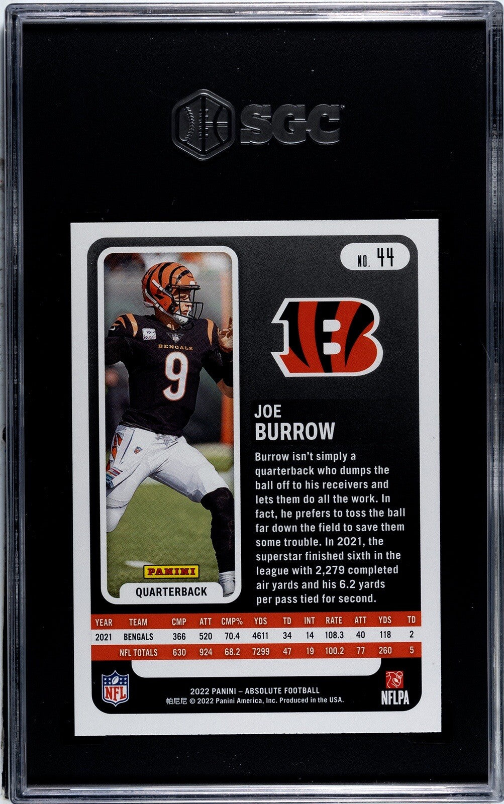 Joe Burrow* - 2022 Panini Absolute Football - NFL Cincinnati Bengals QB - SGC 9*