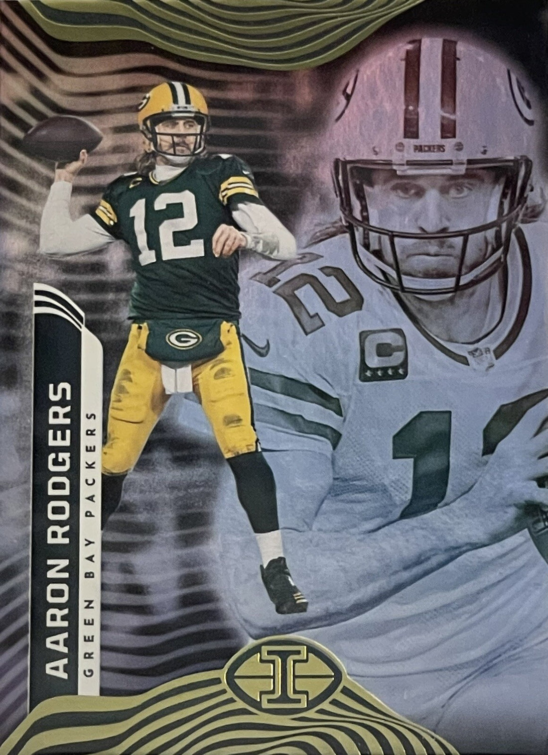 2022 Panini Illusions Aaron Rodgers* Refractor Base Card #33 GB Packers/NY Jets*