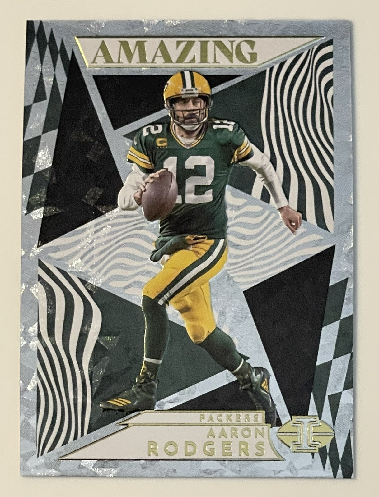 2022 Panini Illusions Aaron Rodgers* Football Base Card #A-3 GB Packers/NY Jets*