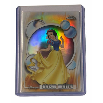 2026 Topps Chrome Disney Snow White #1 NM Refractor Princess Trading Card