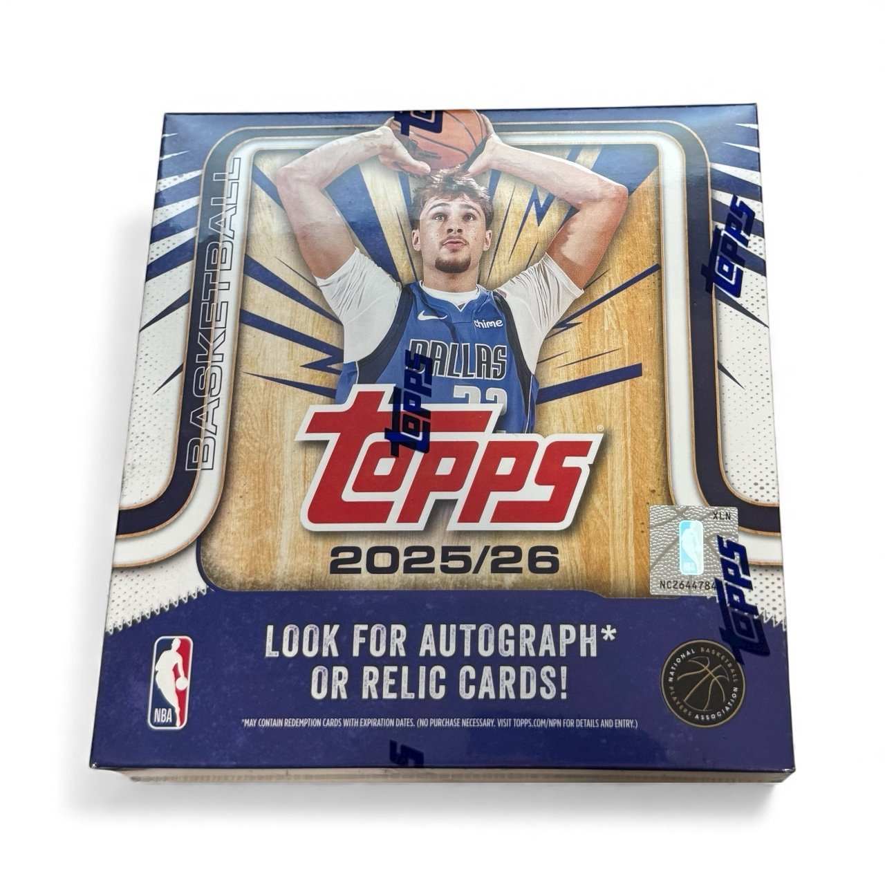 2025/26 Topps Basketball factory-sealed hobby box with NBA autograph or relic cards