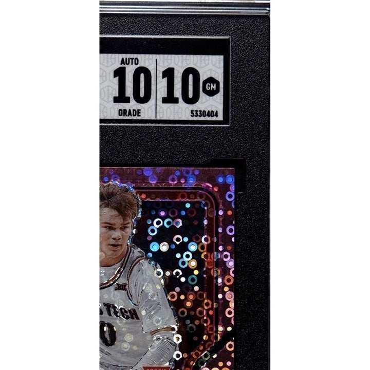 Mac McClung 2021-22 Panini HD Prizm AUTO 19/20 graded 10 NBA Slam Dunk Champion card with holographic disco pink circles and Philadelphia 76ers uniform