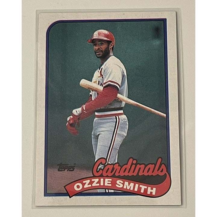 1989 Topps Ozzie Smith St. Louis Cardinals baseball card #230 vintage trading card