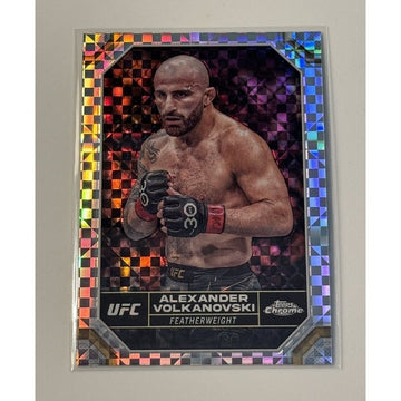 2024 Topps Chrome UFC Chrome Alexander Volkanovski - Refractor Featherweight #7*