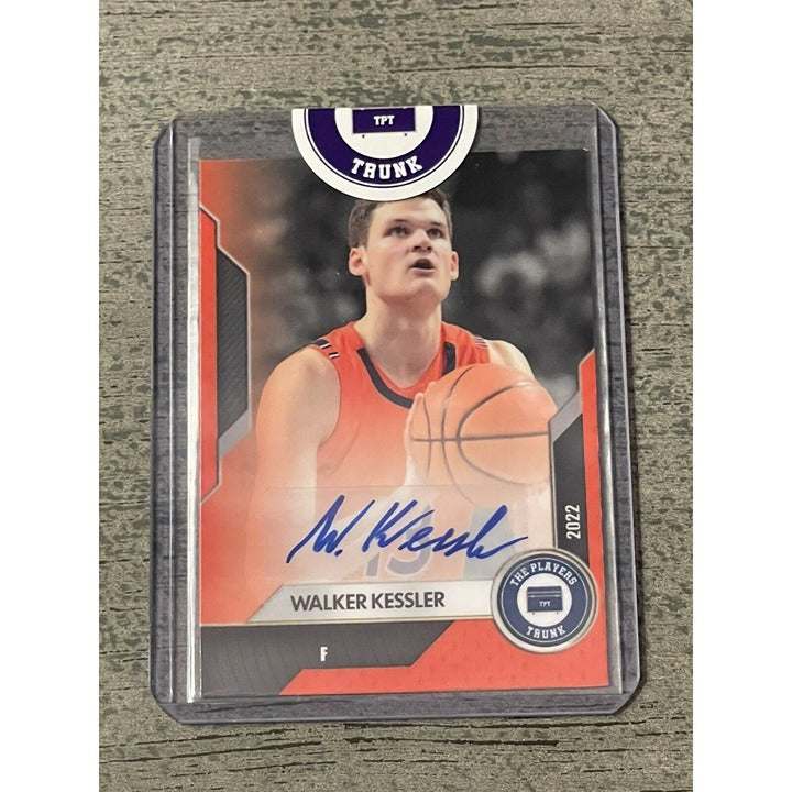 Walker Kessler autographed 2022 Players Trunk NBA Utah Jazz card 33 of 50