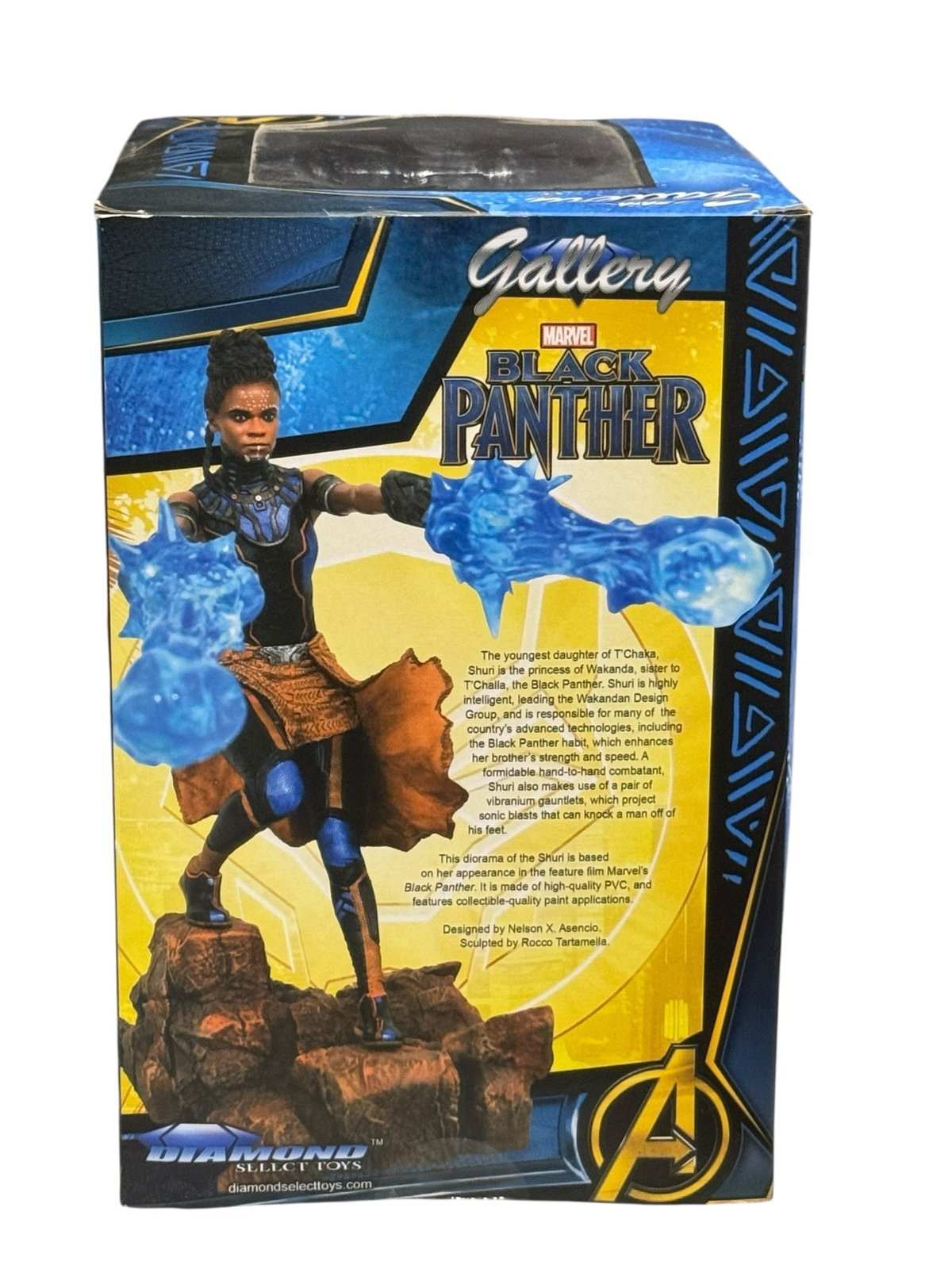 Marvel Gallery Black Panther Shuri PVC diorama statue with vibranium gauntlets on rocky base by Diamond Select Toys