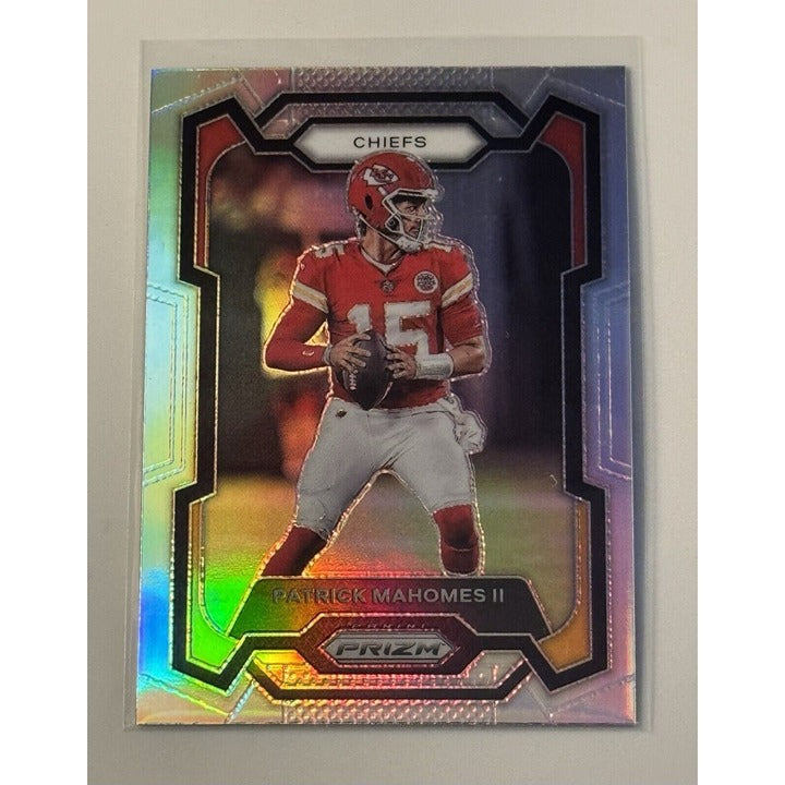 Patrick Mahomes II 2023 Panini Silver Prizm Refractor NFL Kansas City Chiefs card #149