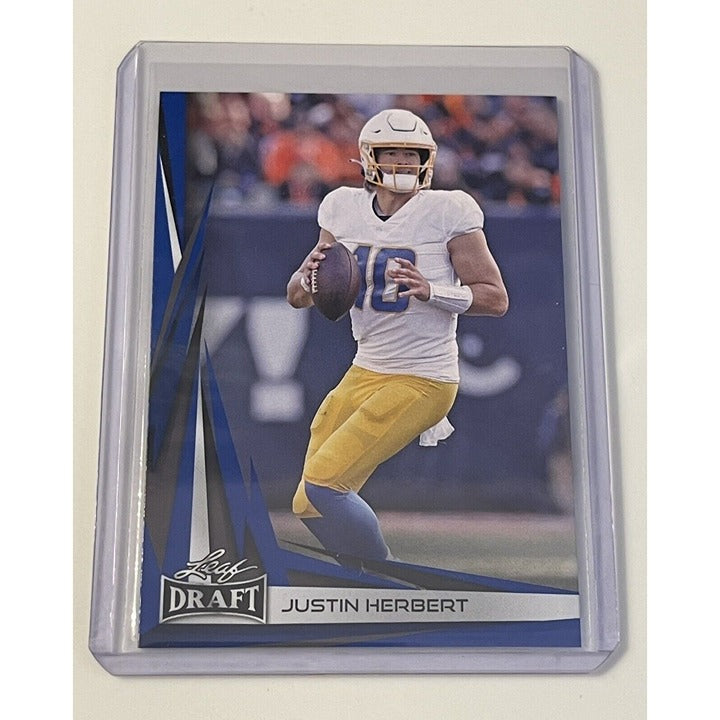2023 Leaf Draft Picks Justin Herbert* Blue Parallel-  NFL LA Chargers Card #B2-3