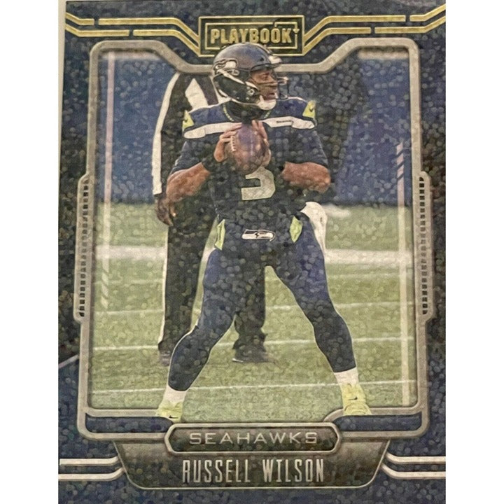 2021 Panini Playbook Russell Wilson SPARKLE NFL Seattle Seahawks/Broncos NFC #82