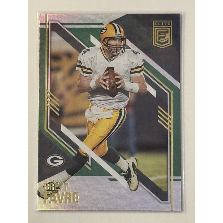 2021 Panini Donruss Elite NFL Card Brett Favre - NFL Green Bay Packers - HOF #97