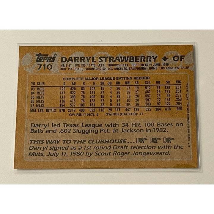 Darryl Strawberry 1988 Topps baseball card #710 in New York Mets uniform batting stance vintage collector's item