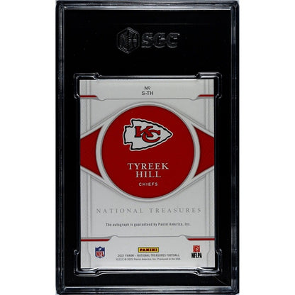 17/49 Tyreek Hill Auto Gold 2021 National Treasures #S-TH - NFL KC/Miami -SGC 10