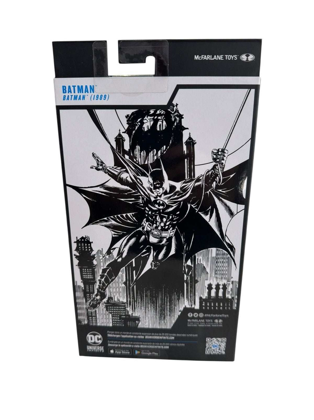 Sealed McFarlane DC Multiverse Batman Platinum Edition Bronze Variant figure with 22 points of articulation and collector base in original packaging