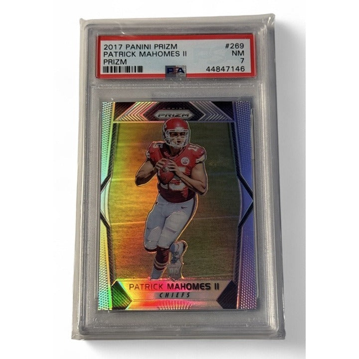 PATRICK MAHOMES RC 2017 PANINI SILVER PRIZM Card #269 ROOKIE NFL KC CHIEFS PSA 7