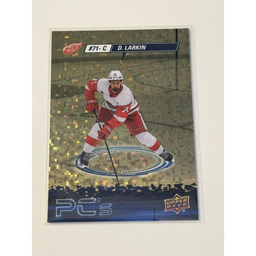 D. Larkin* 2023-24 Upper Deck Hockey Refractor PC’s Card #PC-27 - NHL Red Wings*